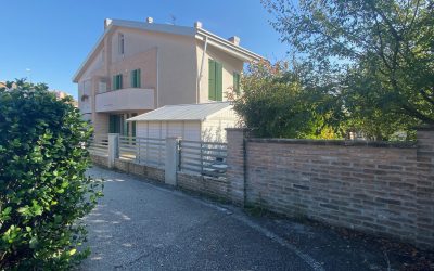 VILLA A SCHIERA NUOVA VIA MONTESSORI – SANTA MARIA MADDALENA