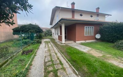 Bifamiliare  in Vendita a Santa Maria Maddalena